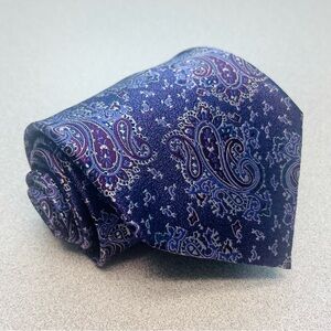 Adolfo Paisley 100% Silk Men's Necktie Purple